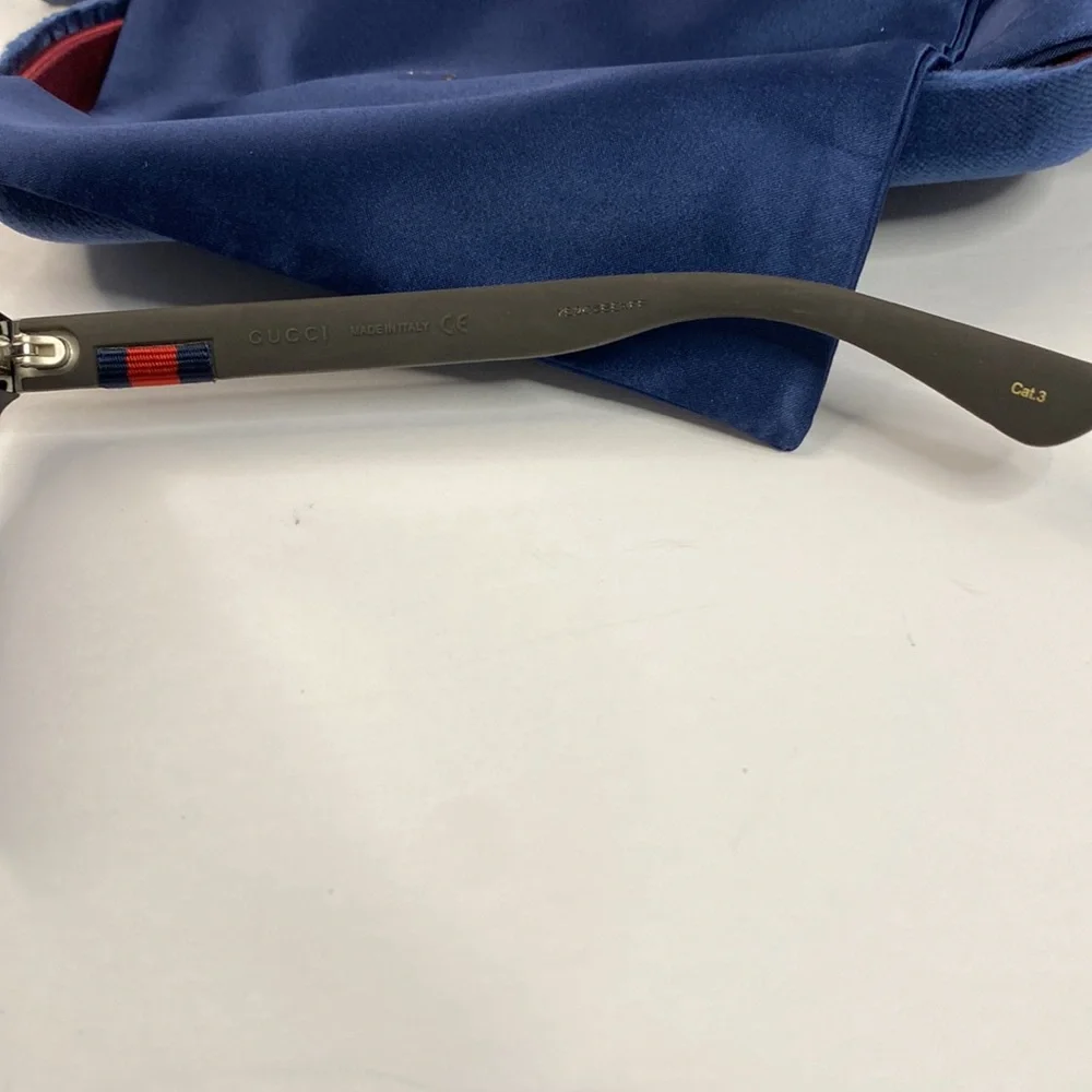 💯 - Authentic- New - Gucci Black GG0008S Square Sunglasses